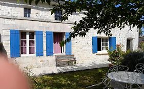 Les Volets Bleus
